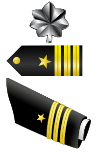 Rank badge of a Commander